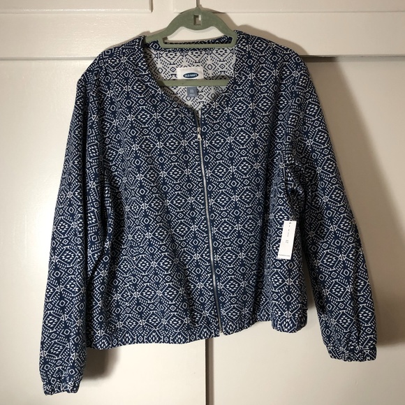 Old Navy Jackets & Blazers - NWT Old Navy blue & white geometric jacket